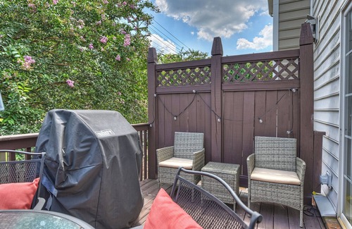 Charlotte House | 3BR Townhome Quiet Family Area in South Park w/Balcony, BBQ, Work Space, & WiFi