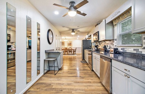 Lake Tansi Condo | 3BR Upgraded, Living Room, Kitchen, Fireplace