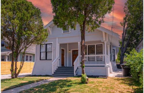 Eastside Promise Neighborhood Apartment | 3BR3BA Urban Escape Just Minutes From Downtown