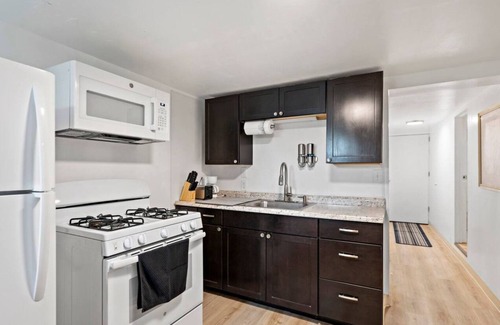 Spenard Apartment | 3Cozy Basement Unit Private entrance 2beds