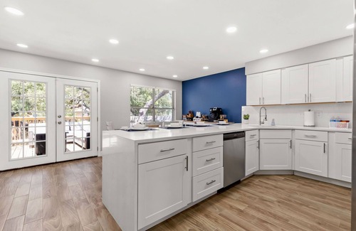 San Antonio House | 3N & 4N Discounts in Sept - Book Now!