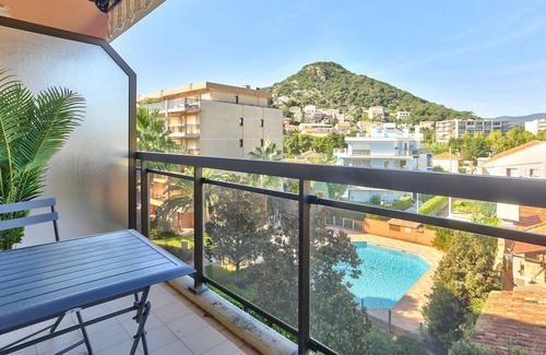 Mandelieu-la-Napoule Beach Apartment | 3p30 Beautiful bright 3-room apartment by the sea