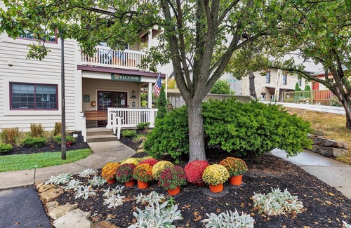 Nashville Condo | 3rd Floor Back Side Corner Penthouse Suite - 308 by Grand Wood Suites