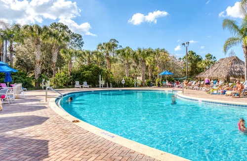 Bahama Bay Condo | 3rd floor condo w/ basketball court, pools, tennis court, gym, near theme parks