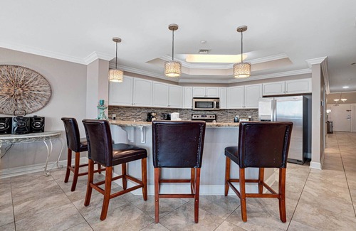 Orange Beach Condo | 3rd Floor! Parking Level! Avoid the Elevators!