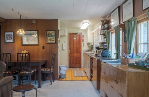 Government Camp Cabin | 3rd night free stay before 08/31 enjoy lakes, hiking, electric car charger!