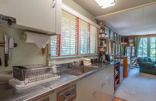 Government Camp Cabin | 3rd night free stay before 08/31 enjoy lakes, hiking, electric car charger!