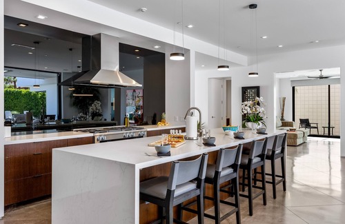 Araby Cove House | 3rd Rock - Designed for the Luxury Vacation Experience!