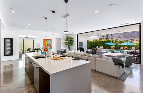 Araby Cove House | 3rd Rock - Designed for the Luxury Vacation Experience!