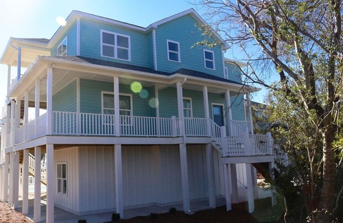 Emerald Isle House | 3rd Row Emerald Isle Vacation Rental | Private Pool, Golf Cart, Dolphin Ridge Community