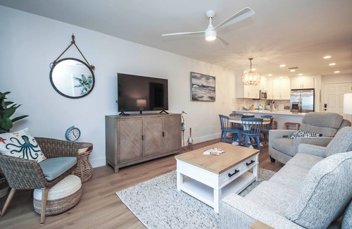 Sanibel Condo | 3rd Story Sanibel Condo With Coastline Views - Sandalfoot 3C3