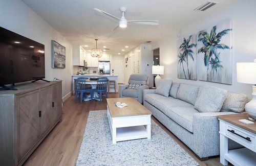 Sanibel Condo | 3rd Story Sanibel Condo With Coastline Views - Sandalfoot 3C3