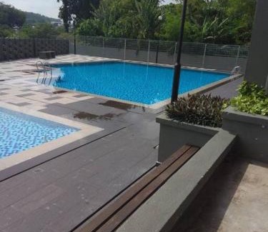 Bukit Jalil Apartment | 3Rooms 10pax MC 5 star hotel Sofa&Bed MRT McD Axiata