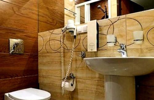 Raszyn Bed & Breakfast | 4 Żywioły Falenty Ośrodek Konferencyjno-Szkoleniowy