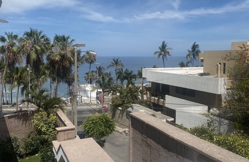 Balcones de Loma Linda House | 4,000 sq ft 6 bed ocean Villa w/housekeeping included!