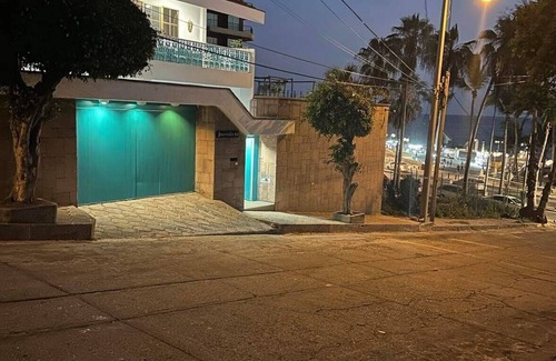 Balcones de Loma Linda House | 4,000 sq ft 6 bed ocean Villa w/housekeeping included!