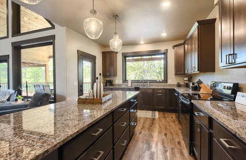 Deadwood Cabin | 4,000 Sq. Ft. New Beautiful Lodge in Powder House and Large Deck w/View!