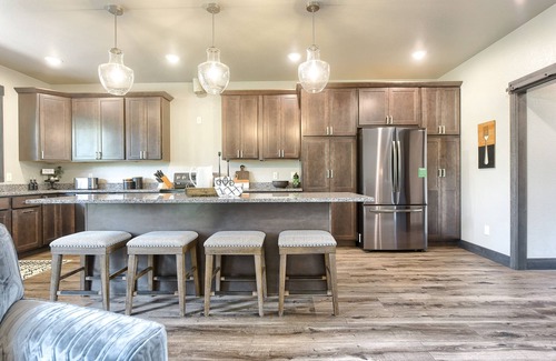 Deadwood Cabin | 4,000 Sq. Ft. New Beautiful Lodge in Powder House and Large Deck w/View!