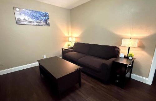 Lakeland Apartment | 4 - 1 Bedroom Retreat in Lakeland