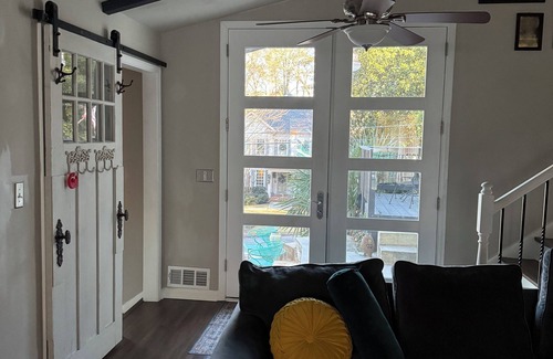 Bolton House | 4/3 Family Home minutes from all ATL attractions!