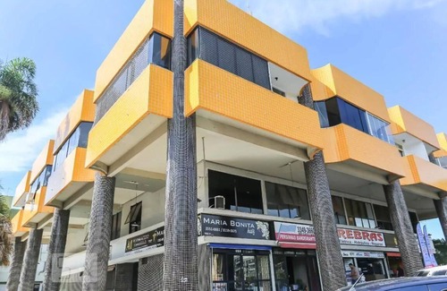 Asa Norte House | 4.8km Center, Full Kitchen, Wi-fi 400Mbps, Jr Catito