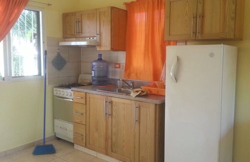 Urbanizacion Tavarez Villa | 4-BD budget villa, guest friendly, with TV/internet, jacuzzi