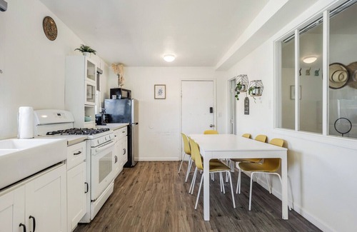 Ocean Beach House | 4 Beach Flats Sleeps 18 2Blks from Beach,Boardwalk,Sand,Surf