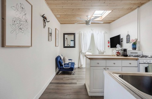 Ocean Beach House | 4 Beach Flats Sleeps 18 2Blks from Beach,Boardwalk,Sand,Surf