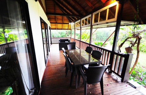 Tiahura Villa | #4 Beach Villa Bliss by TAHITI VILLAS