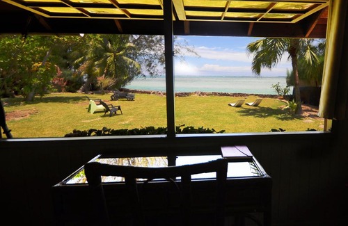 Tiahura Villa | #4 Beach Villa Bliss by TAHITI VILLAS