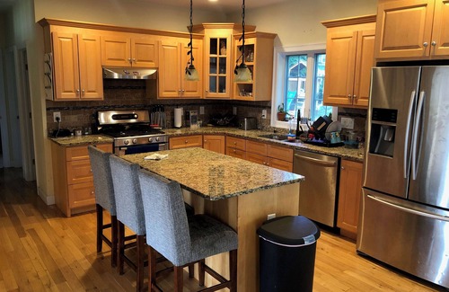 Millbury House | 4-bed/3.5 bath house in family friendly neighborhood in Millbury