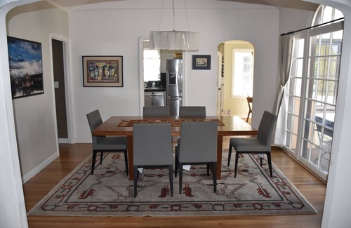 Petaluma House | 4 bed 3 bath house in wine area near SF. Walk to town. Dog friendly PLV120240032
