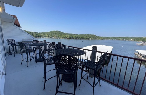 Camdenton Condo | 4 bed/3 bath Lakeview Condo