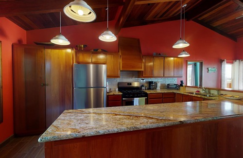 San Pedro House | 4 Bed-Bath Beach House and Casita - Sleeps 8+