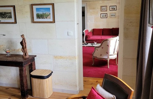 Lugon-et-l'ile-du-Carney Cottage | 4 bed and breakfast in a beautiful house