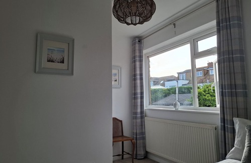 Brighton House | 4 Bed House- Saltdean, Brighton. Stunning views over South Downs and sea