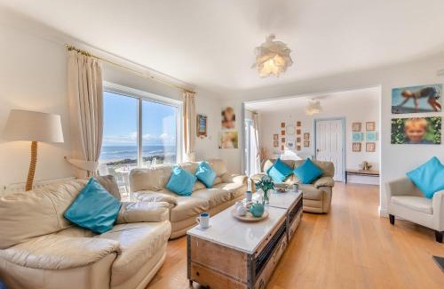 Aberdovey House | 4 Bed in Aberdovey DY013