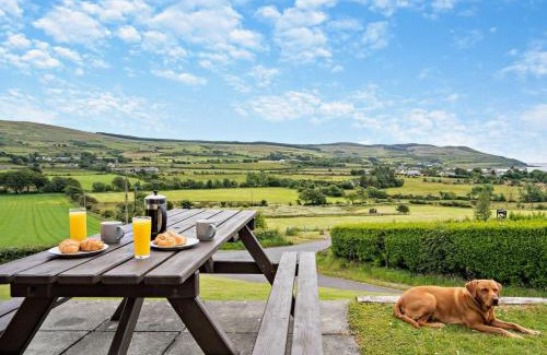 Blackwaterfoot House | 4 Bed in Blackwaterfoot 95184