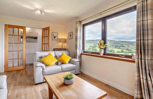 Blackwaterfoot House | 4 Bed in Blackwaterfoot 95184