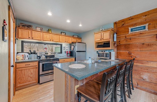 Hidden Valley House | 4 bed in Hidden Valley Resort, Slope View