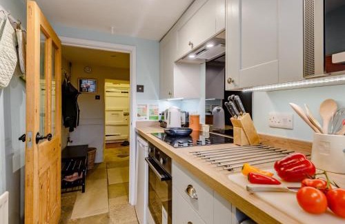 Kingston House | 4 Bed in Isle of Purbeck 78042