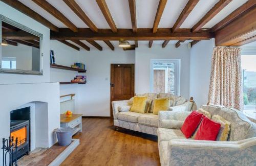 Keswick House | 4 Bed in Keswick 86250