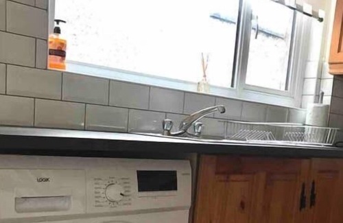 Belfast House | 4 bed Townhouse, 5 min taxi to city centre