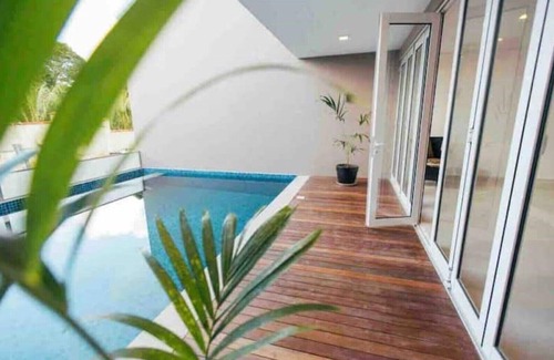 La Misere Villa | 4 Bed Villa & Private Pool - Cliffhanger Villas