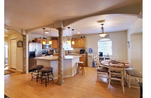 Surfside Beach House | 4 Bedroom 2.5 Bath - Seconds From Beach-Fish RIGHT in front of beach house !