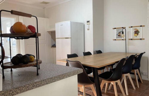 Brownlow Ki House | 4 bedroom 2 Bathroom Aircon beach front Pet Friendly Kingscote/Brownlownwifi