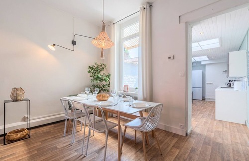 Roubaix House | 4 bedroom & 4 bathroom house near Parc Barbieux