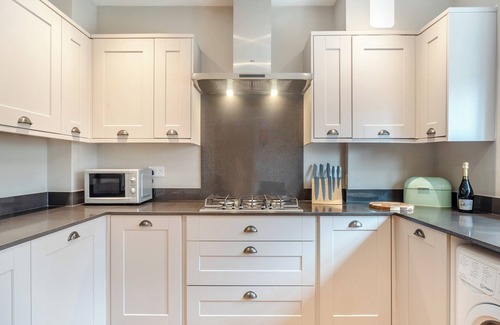 Frieth Cottage | 4 bedroom accommodation in Frieth, near Henley-on-Thames