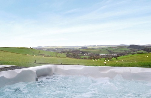Chancery Cottage | 4 bedroom accommodation in Near Llanfarian