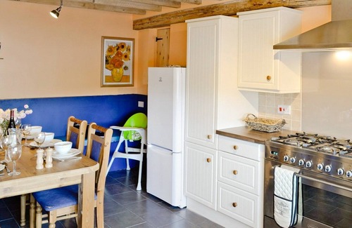 Trefor Cottage | 4 bedroom accommodation in Trefor, near Caernarfon